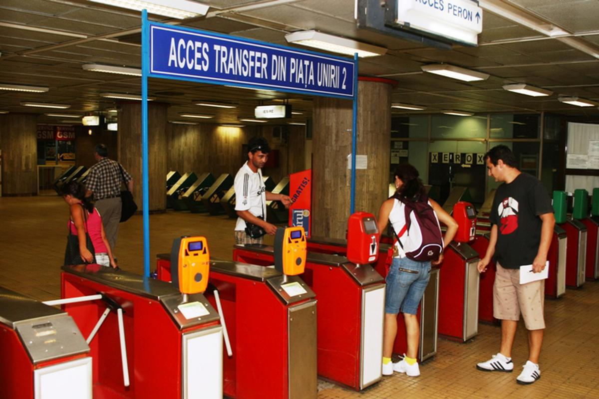 Vom avea automate de vândut cartele la metrou