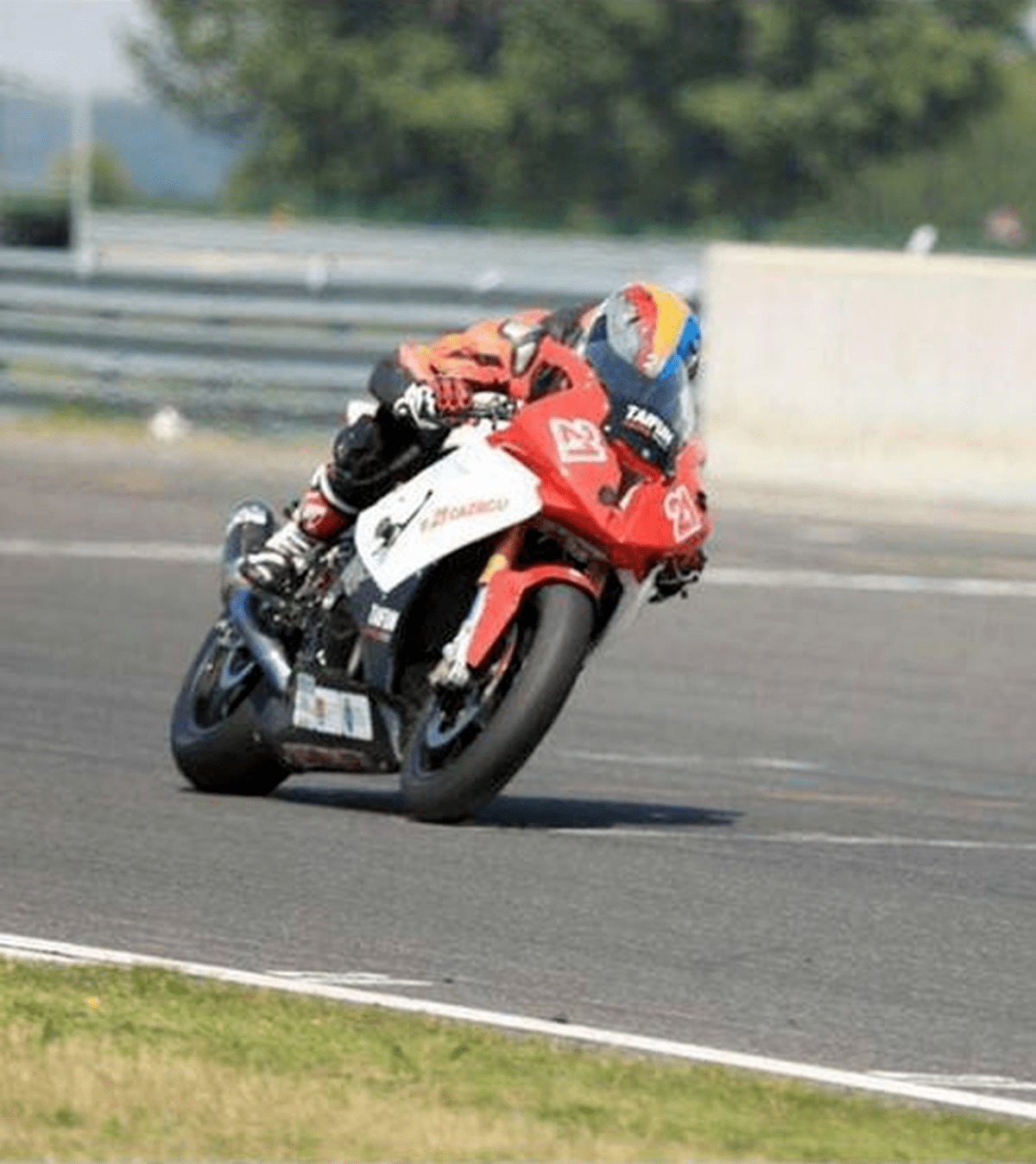 Cătălin Cazacu, lider în campionat, după etapa de la Bratislava