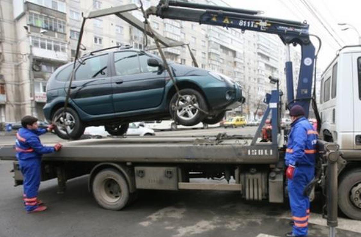 Mașinile din sectorul 3 parcate neregulamentar vor fi ridicate