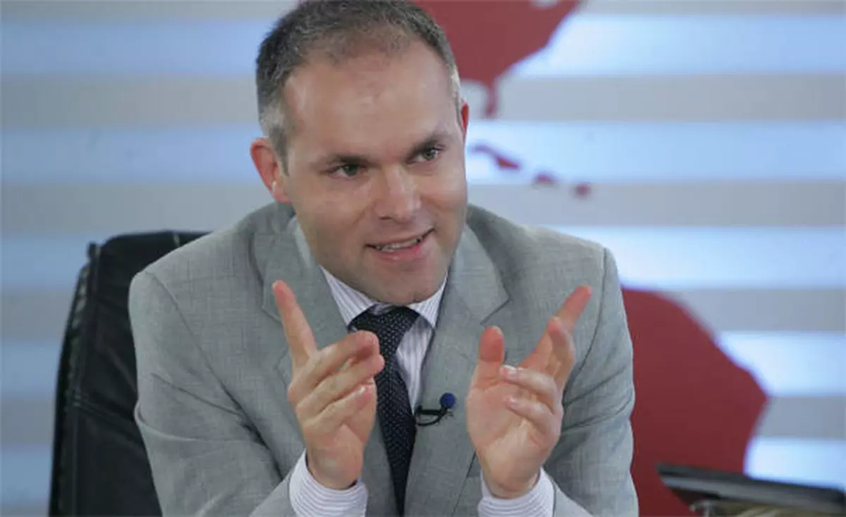 Funeriu, despre sistemele de educaţie electronică: Creşterea gradului de alfabetizare este imperativă