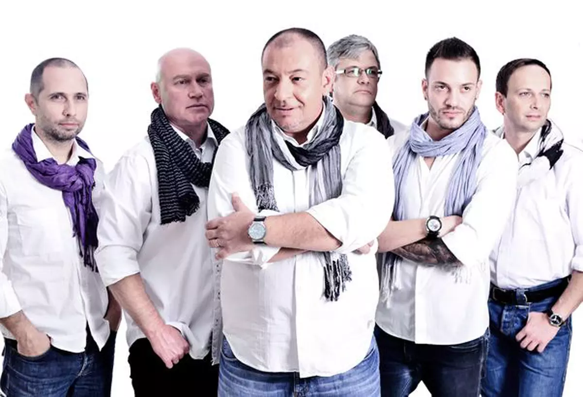 Proconsul lansează un Best Of, de ziua naţională