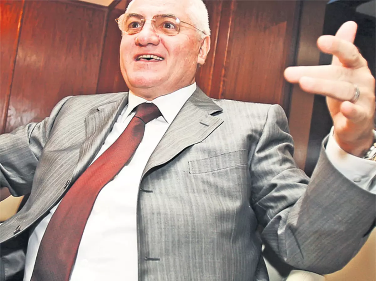 Dumitru Dragomir: Sunt obişnuit să trăiesc cu frică! | EXCLUSIV