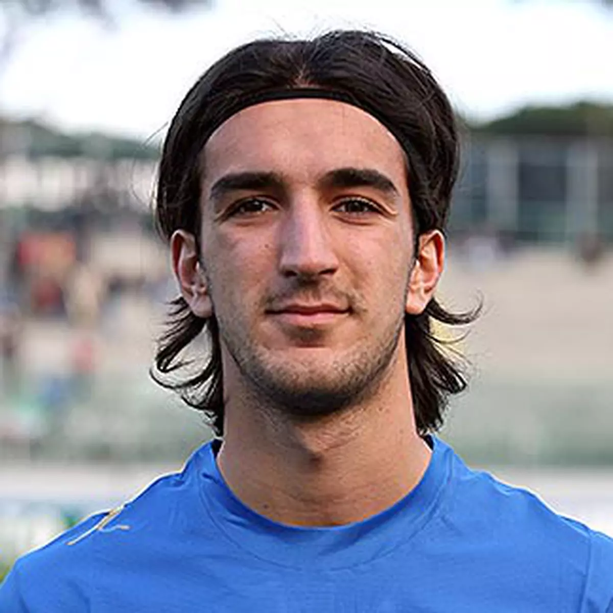 Meciurile din Italia au fost suspendate după ce Piermario Morosini, de la Livorno (Serie B), a făcut infarct pe teren și a murit la spital