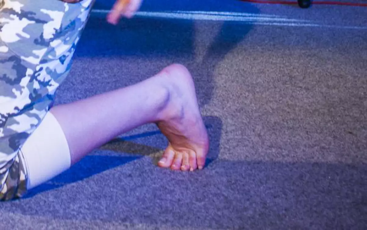 DIVA DESCULŢĂ DE ROMÂNIA. Ce solistă a cântat în picioarele goale, în timpul unui concert?