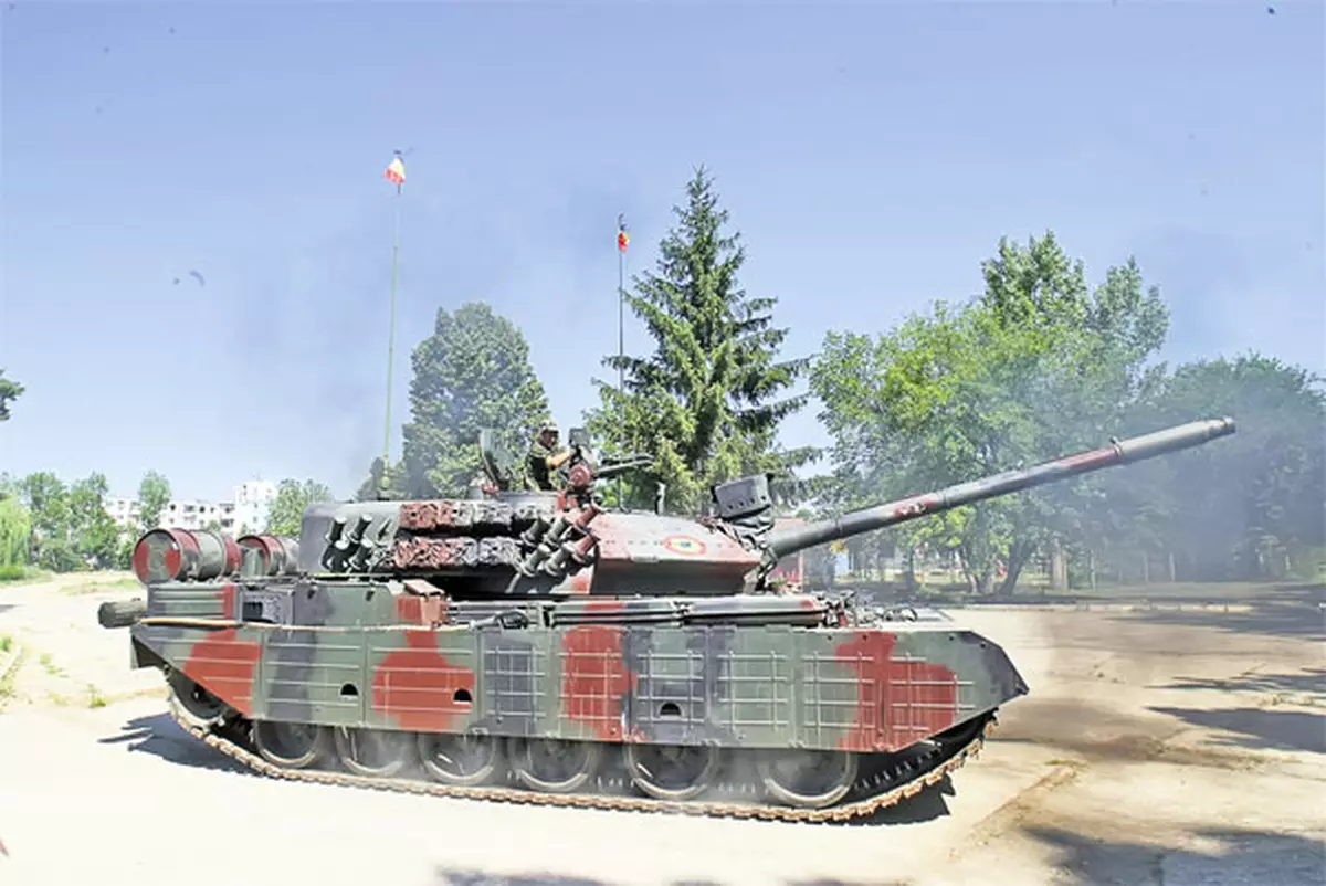 Ne-am plimbat cu tancul românesc, TR-85M1 | FOTO