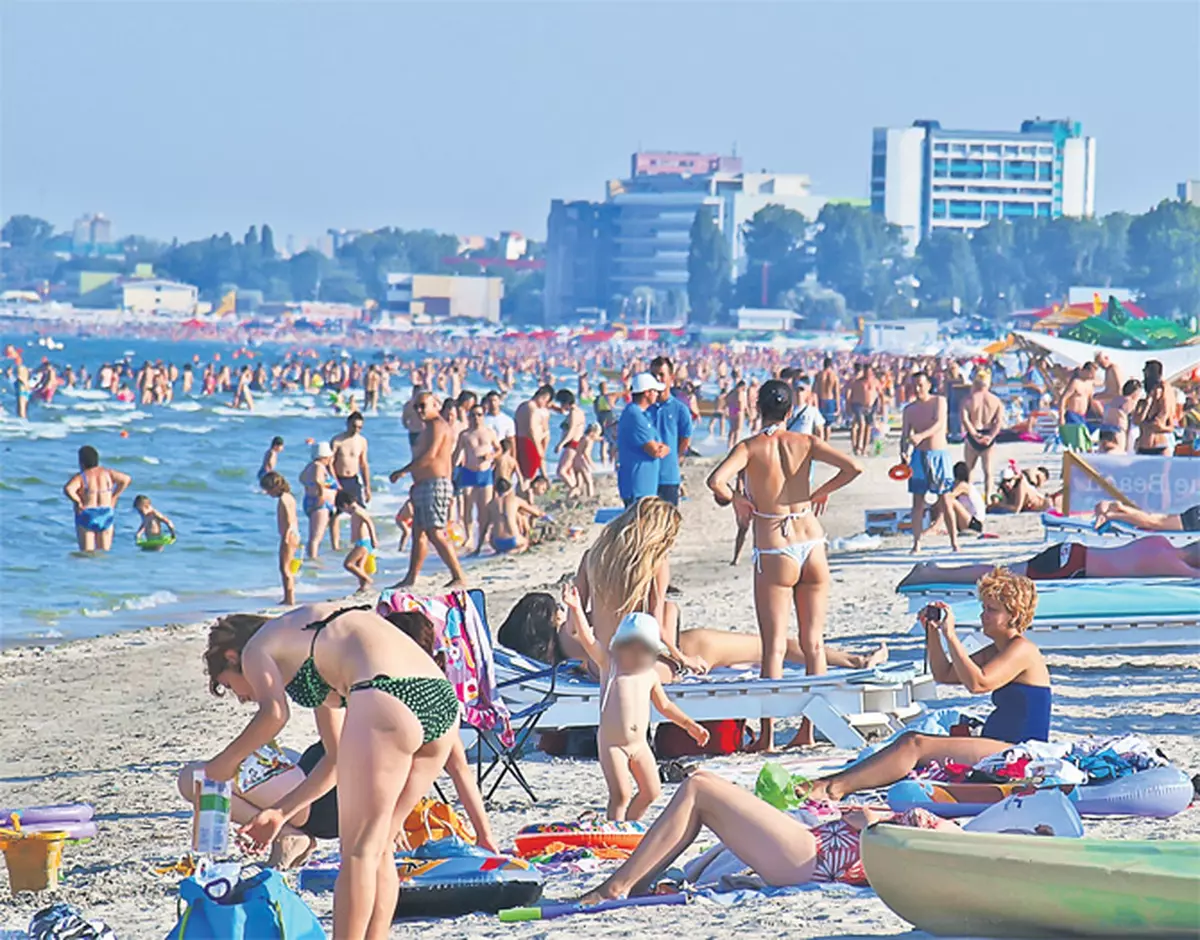 Vom avea mai mult loc la plajă. Litoralul se va extinde cu 33 de hectare în următorii ani