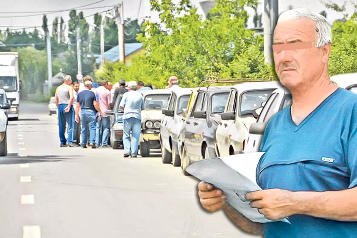 Proprietarii de maşini vechi, disperaţi să scoată bani din tichetele Rabla: «Vând voucherul cu 800 de euro»