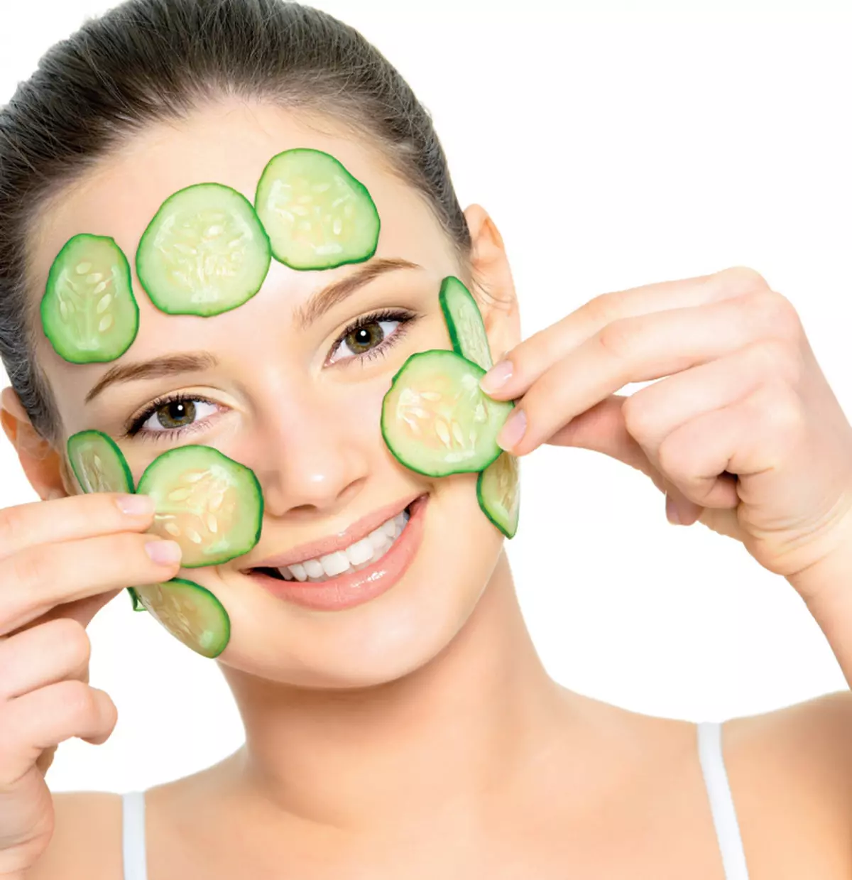 5 ingrediente minune pentru cearcăne şi pungi sub ochi