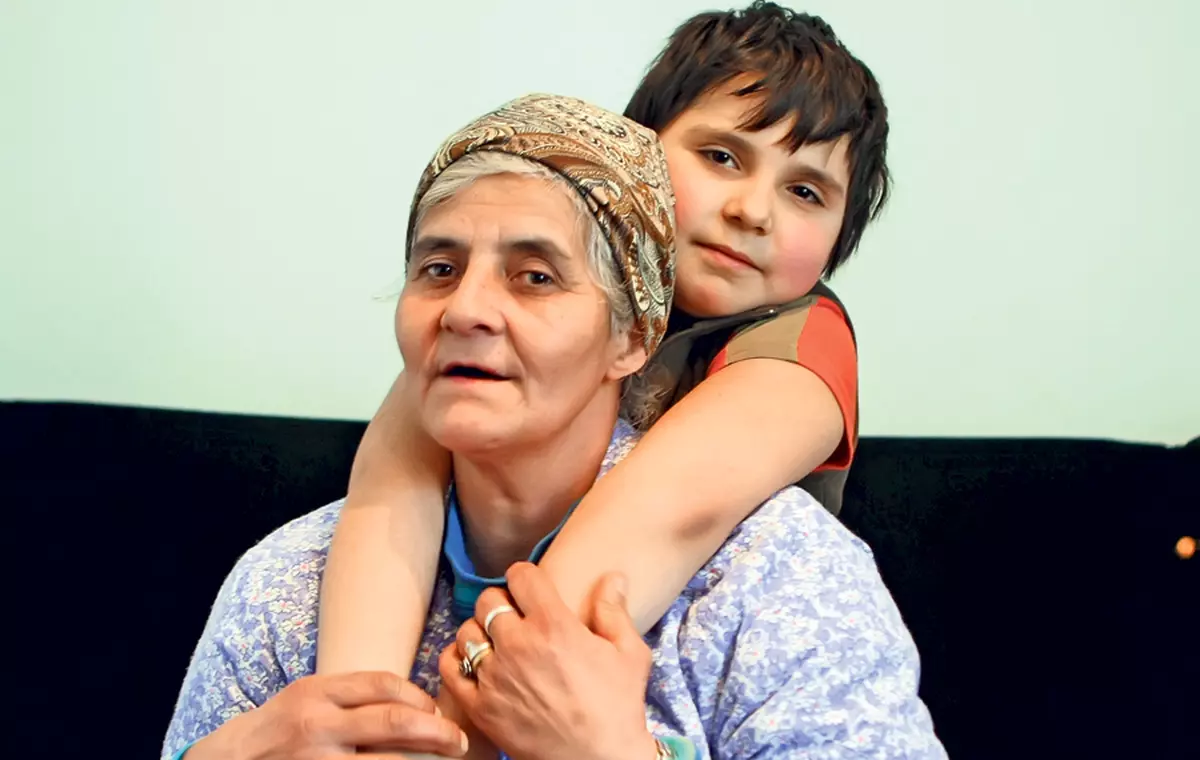 CUTREMURĂTOR! Soţii le-au alungat de acasă, iar ele şi copiii lor s-au refugiat în centrele speciale! Mărturisiri care te vor lăsa fără cuvinte | FOTO