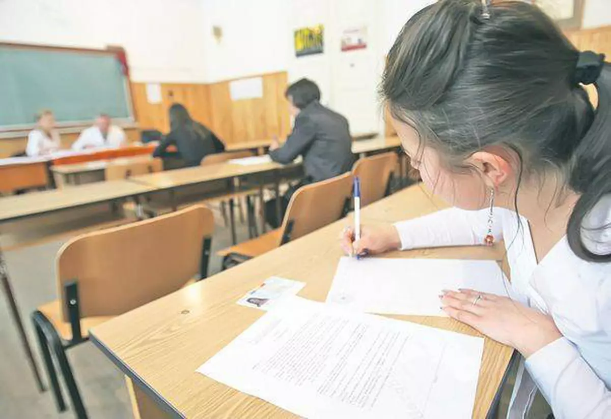 EVALUAREA NAȚIONALĂ 2016. Subiecte Matematică. Baremul de corectare publicat de EDU.RO