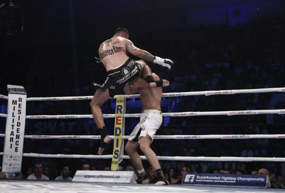 SUPERKOMBAT BUCUREȘTI: REZULTATE, GALERIE FOTO și VIDEO