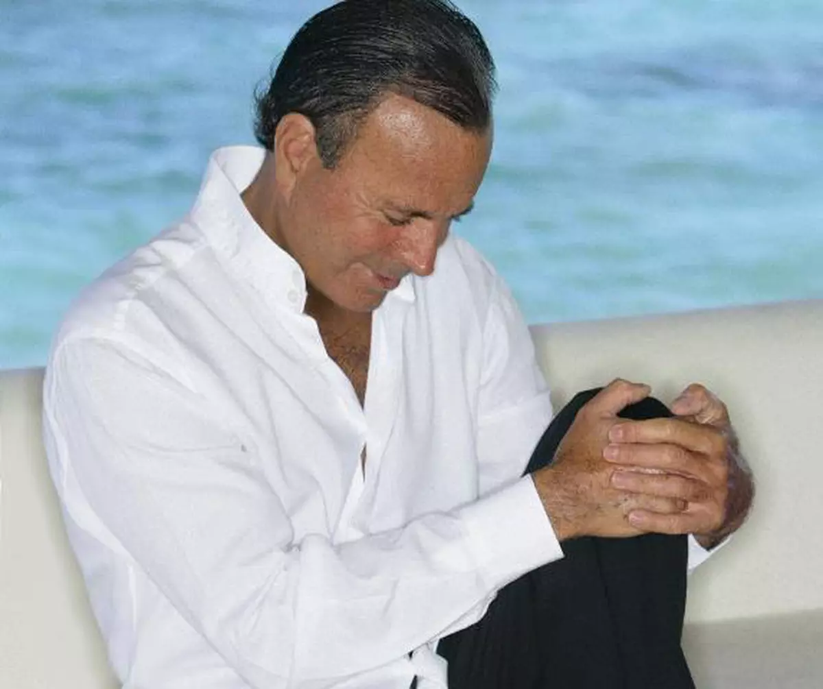 Cum arată gemenele lui Julio Iglesias