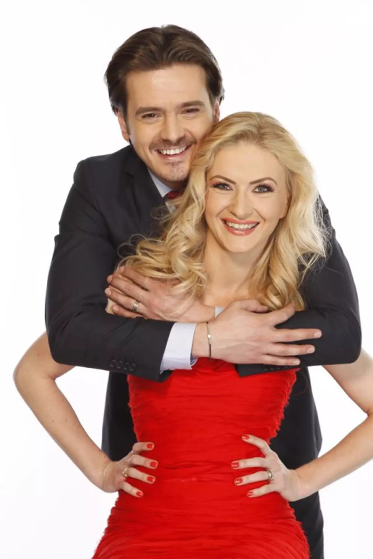 Catinca, fetiţa lui Mihai Petre, apare în premieră alături de părinţii ei într-un pictorial!