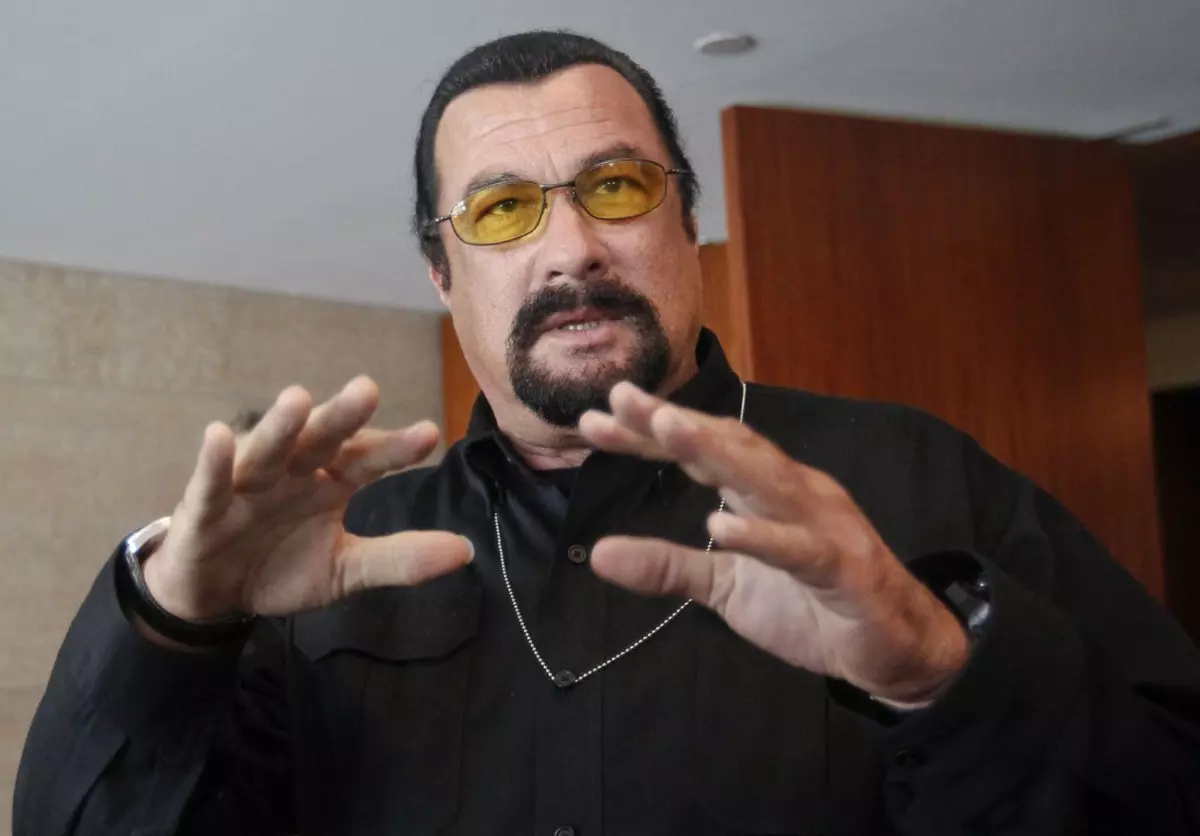 Steven Seagal acuzat de hărțuire sexuală
