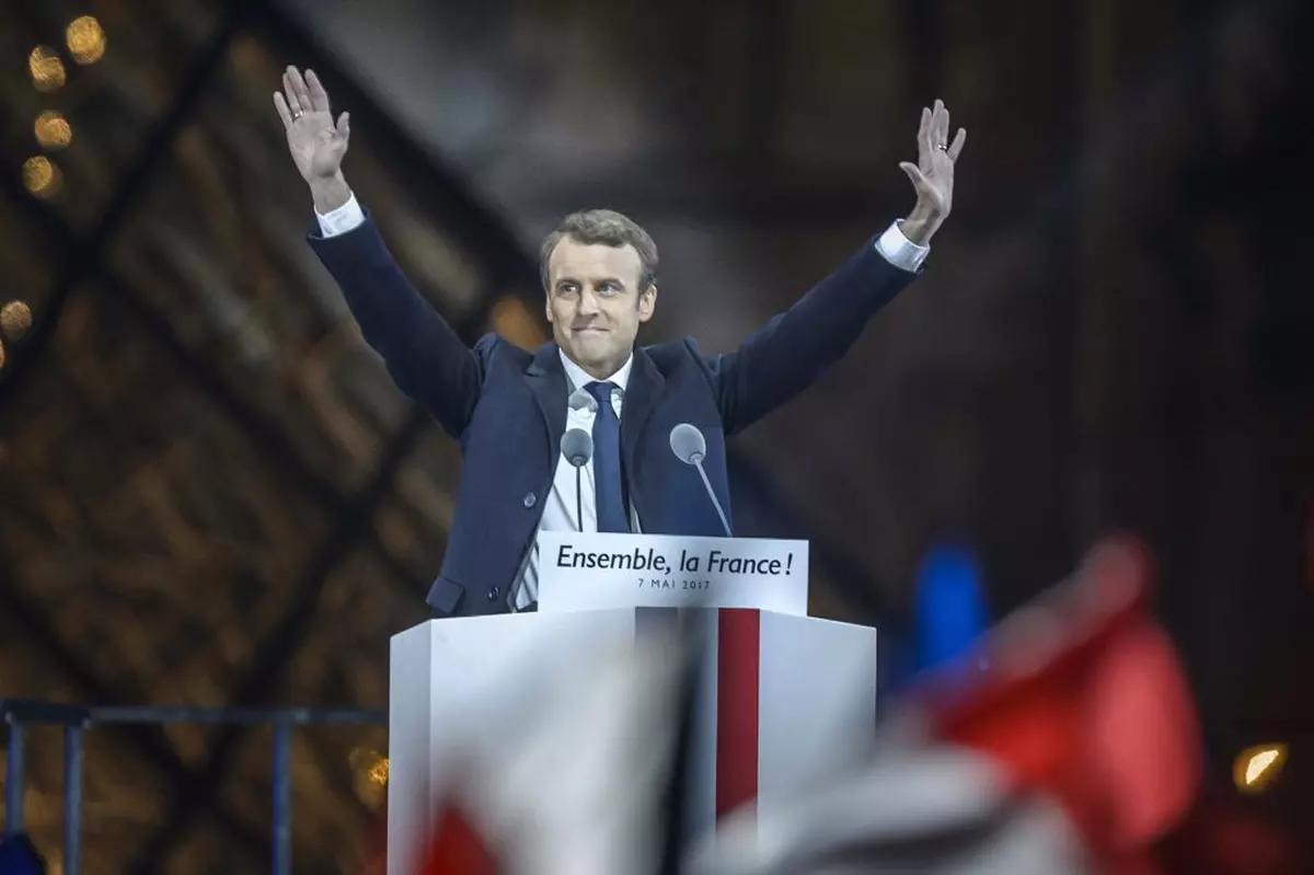 LIVE UPDATE / Emmanuel Macron a câştigat scrutinul prezidenţial din Franţa cu 66,1% din voturi
