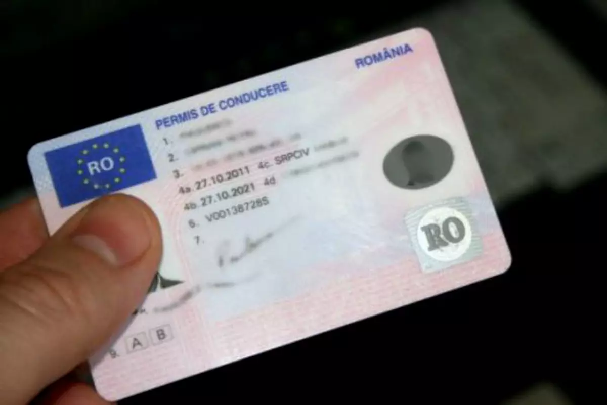 Cum arăta permisul de conducere în era comunistă. Imaginile pe care sigur le-ai uitat / FOTO