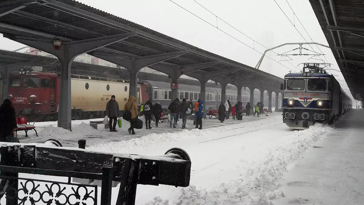 Ce trenuri sunt anulate miercuri, din cauza vremii