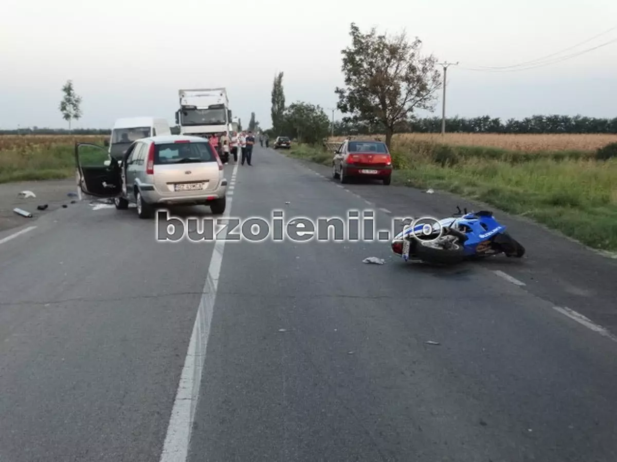 O tânără din Buzău a murit după un accident rutier. Victima cumpărase motocicleta care a fost pulverizată de o mașină