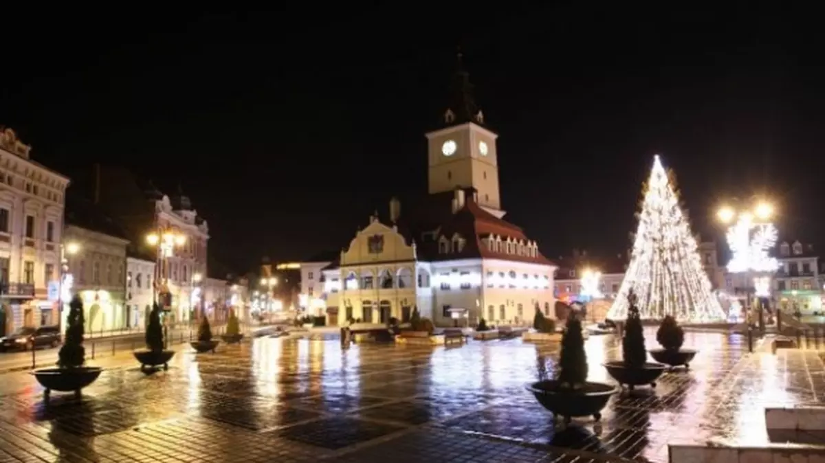 Ghidul petrecerilor de 1 Decembrie: Paradă militară, Hora Unirii şi feerie de lumini, la Brașov