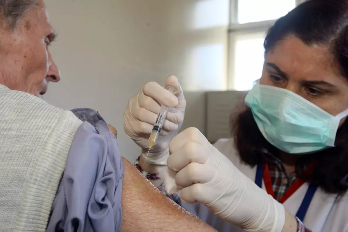 Un studiu global despre atitudinea oamenilor față de știință relevă că există o criză de încredere în vaccinuri în Europa