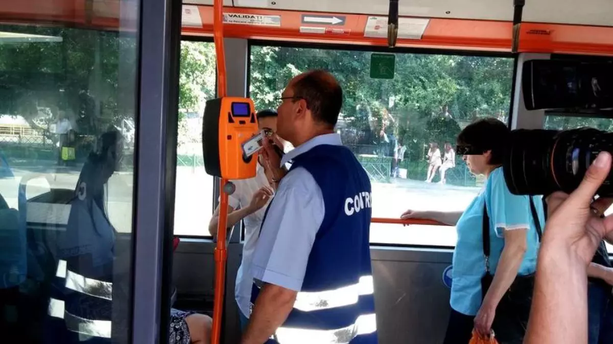 STB a reintrodus plata călătoriilor prin SMS. Serviciul fusese suspendat în luna mai