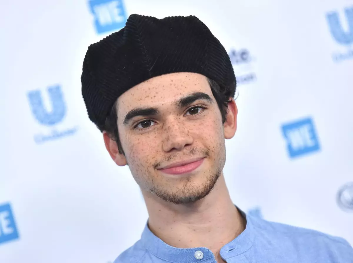 Cameron Boyce a murit din pricina unei crize de epilepsie survenită în timpul somnului