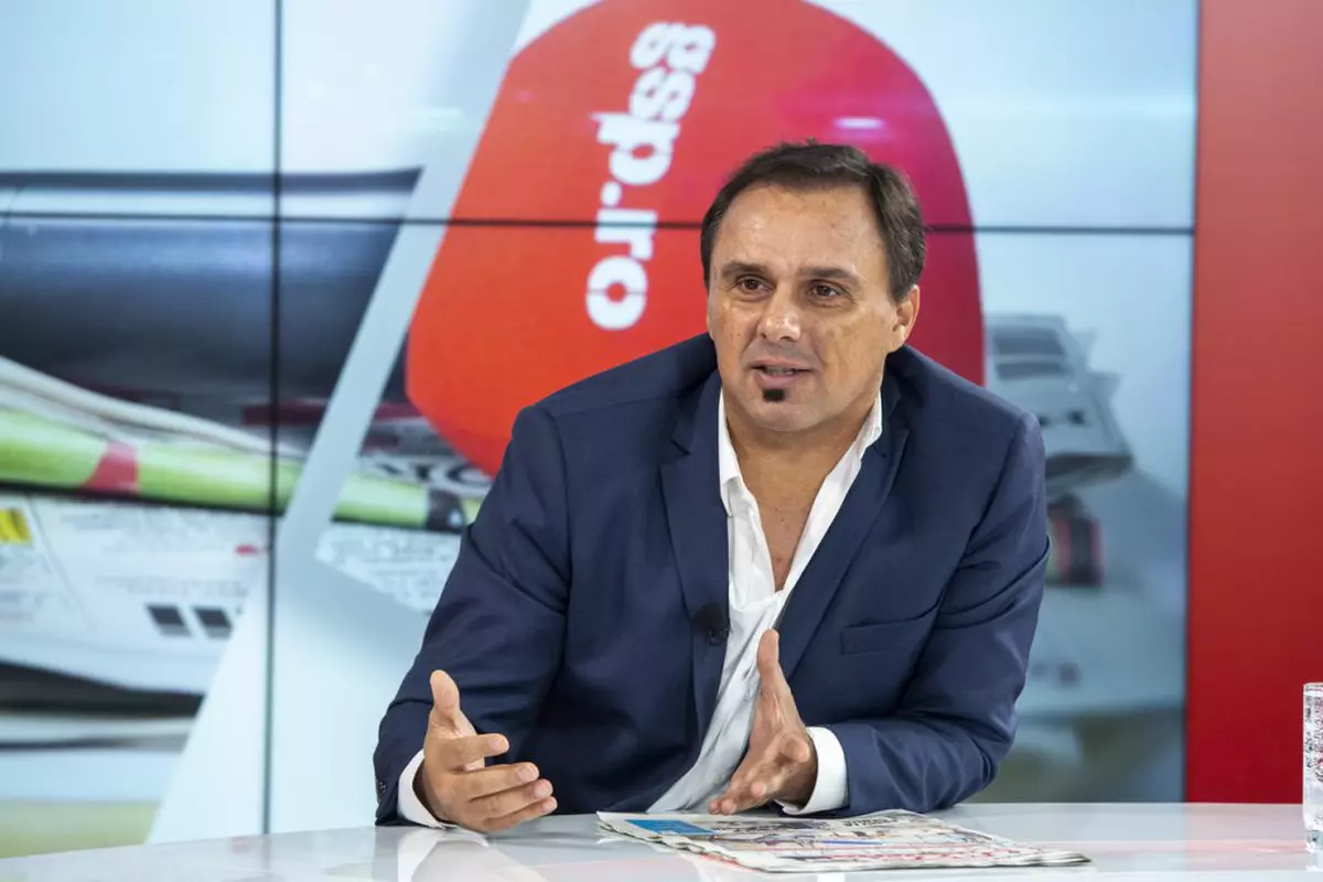 Basarab Panduru, după moartea lui Dan Lăzărescu: Cu starea de urgență, nici măcar nu pot să-l plâng cum aş fi vrut