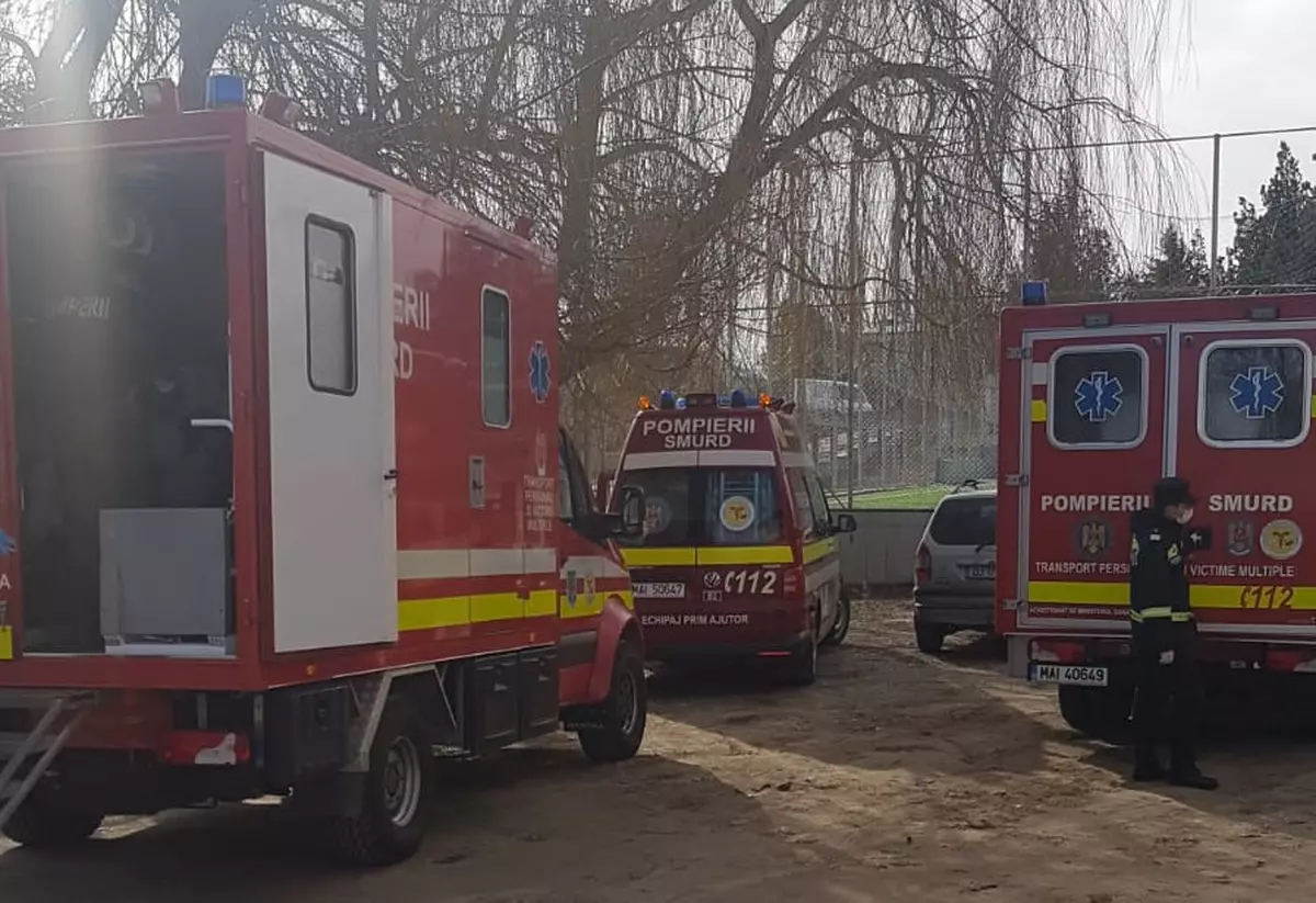 Elevi intoxicati la scoala din Daneti