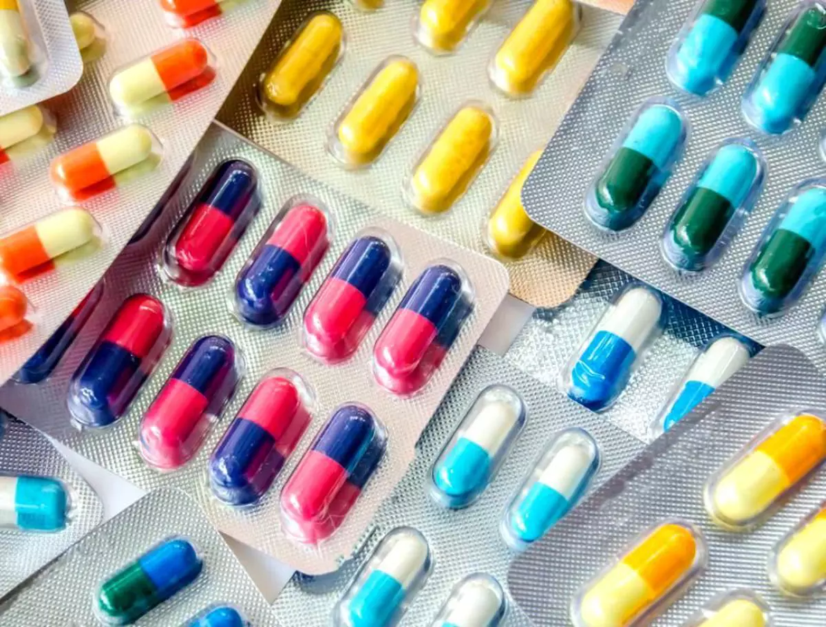 Farmaciile vor putea elibera antibiotice fără prescripție pentru trei zile, dar numai în cazuri de urgență. Ce a mai decis Ministerul Sănătății