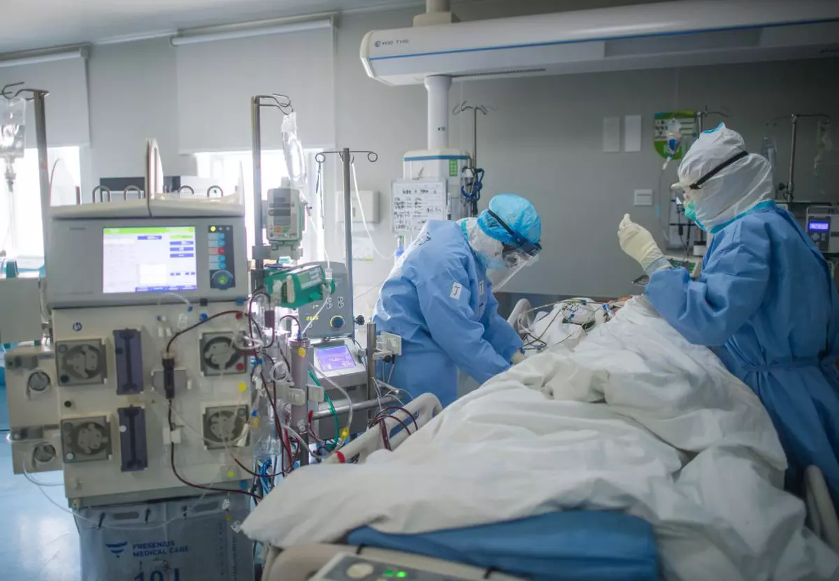 Rata mortalității la pacienții cu coronavirus care fac forme severe
