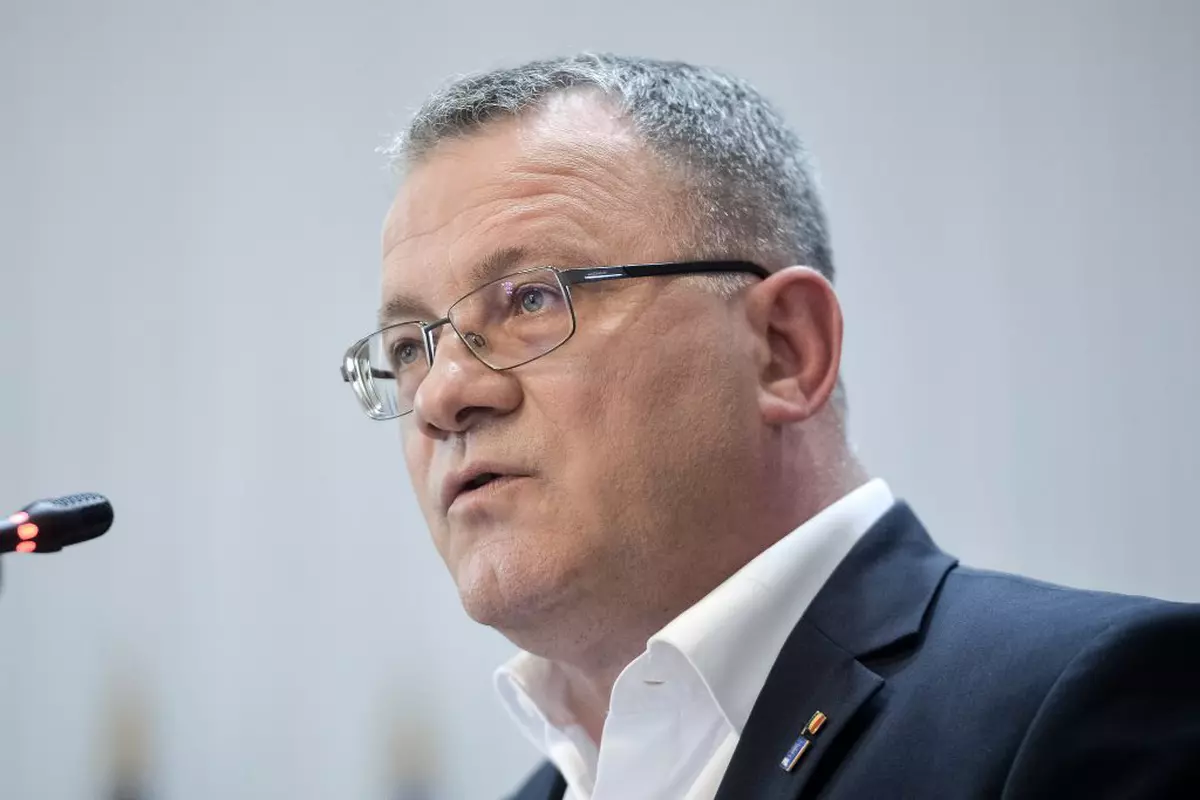 ”Despăgubim fermierii care au fost afectați de secetă”, anunță Adrian Oros. Suma diferă în funcție de culturi