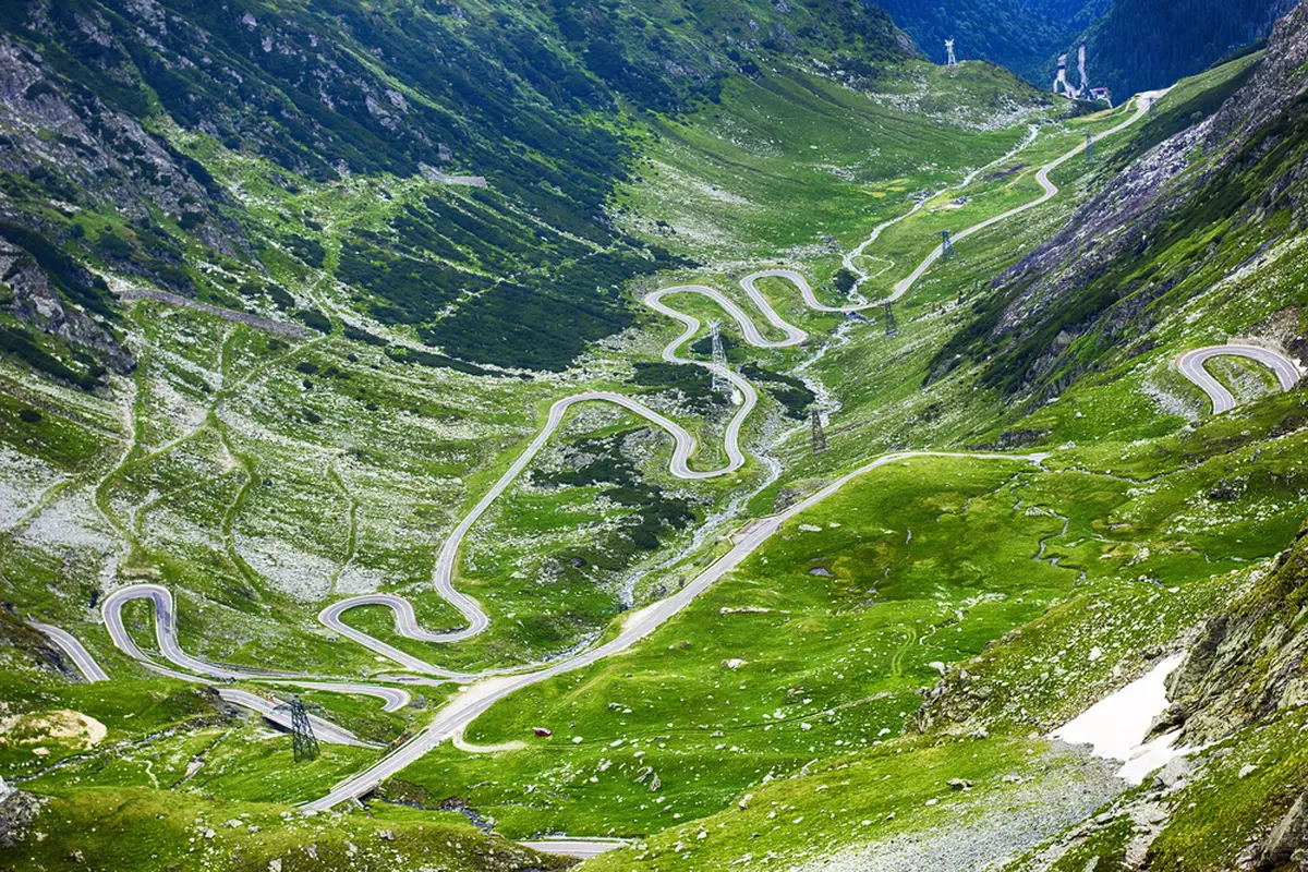Transfăgărășan - traseu montan din România