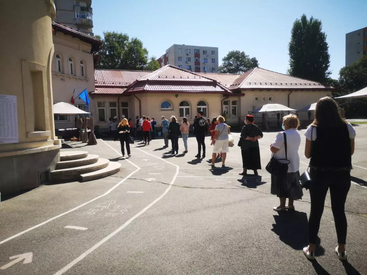 Una dintre cheile Bucureștiului - toate categoriile tinere, cu vârste sub 45 de ani, au votat cu 30-70% mai mult decât în 2016!