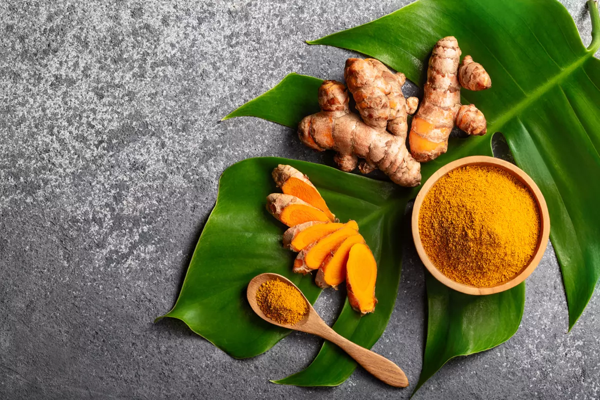 Turmeric sau curcuma - care este diferența. Ce beneficii au condimentele