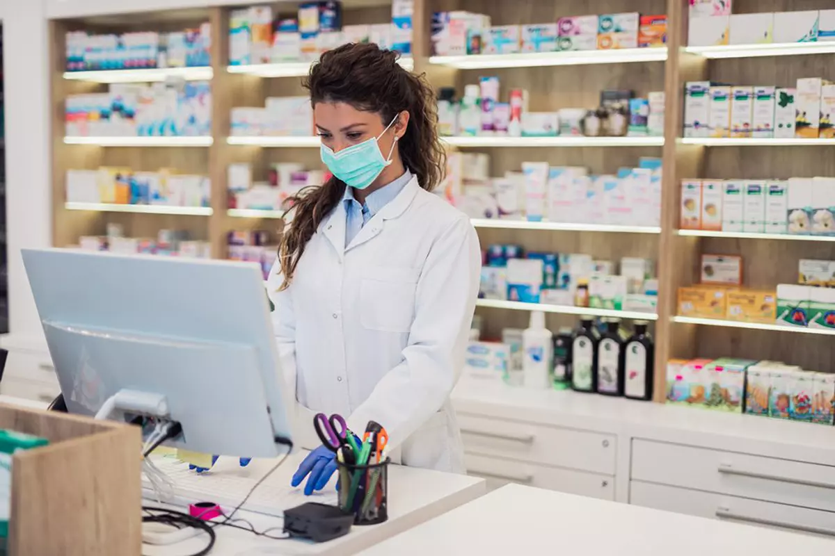 ﻿Farmaciile, în pericol să rămână fără tratamente esenţiale pentru pacienţi, după ce statul a întârziat şi 150 de zile plata medicamentelor
