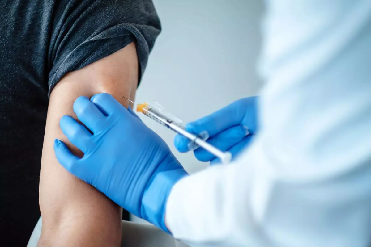 Un nou record de vaccinări anti-COVID. Peste 81.000 de români imunizați în 24 de ore