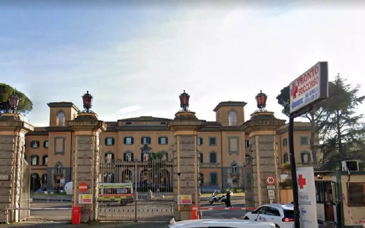 25 de oameni au năvălit într-un spital și au rupt în bătaie un cuplu de români, la Roma, în Italia