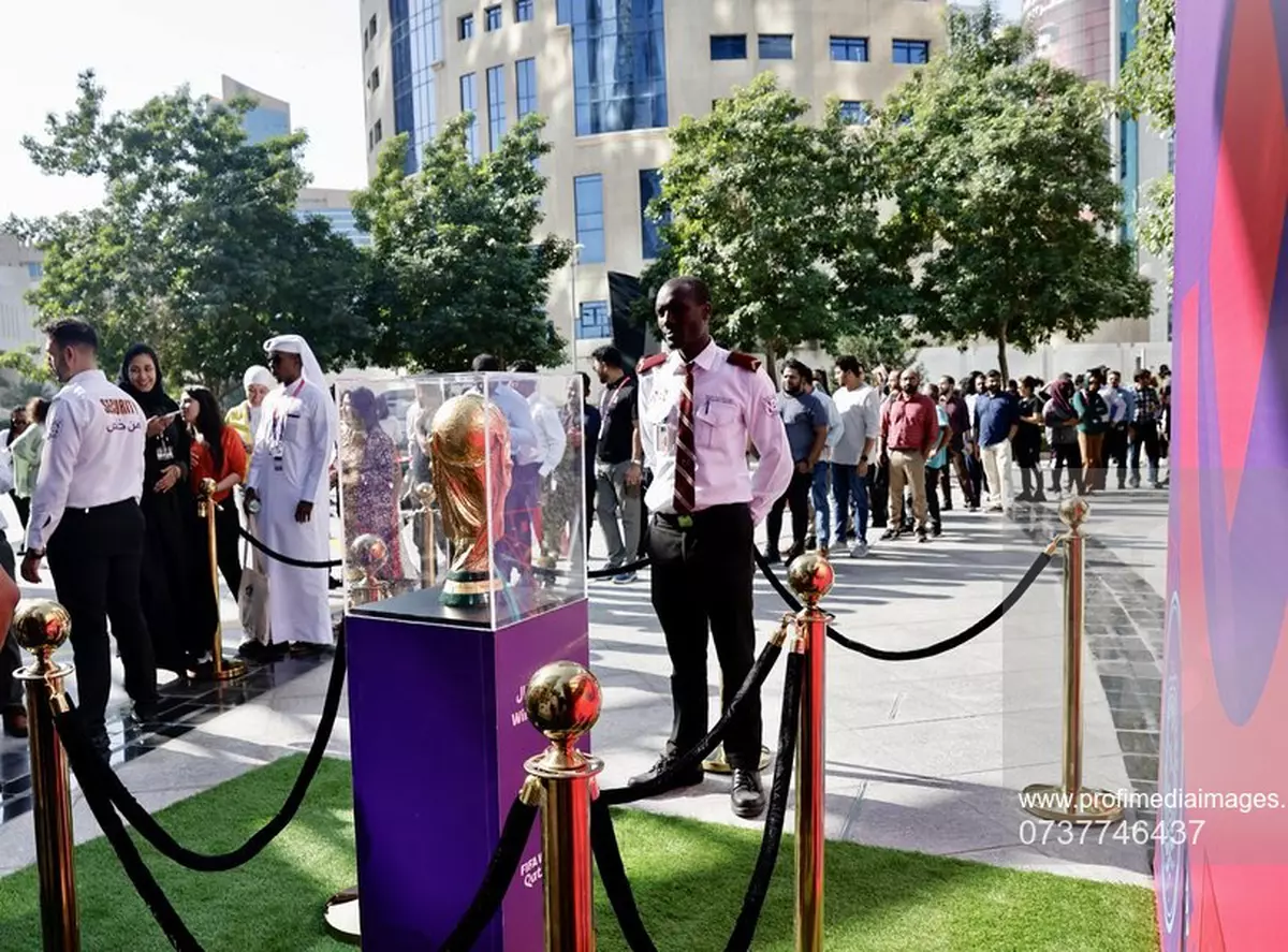 Agenții de pază de la Cupa Mondială din Qatar sunt plătiți cu doar 41 de cenți pe oră și au o singură zi liberă pe lună