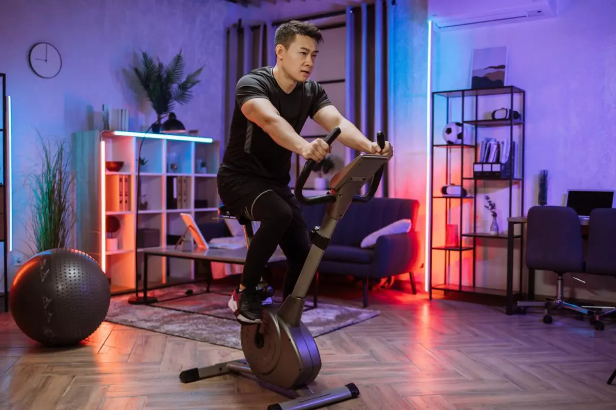 Bicicleta fitness pentru slabit