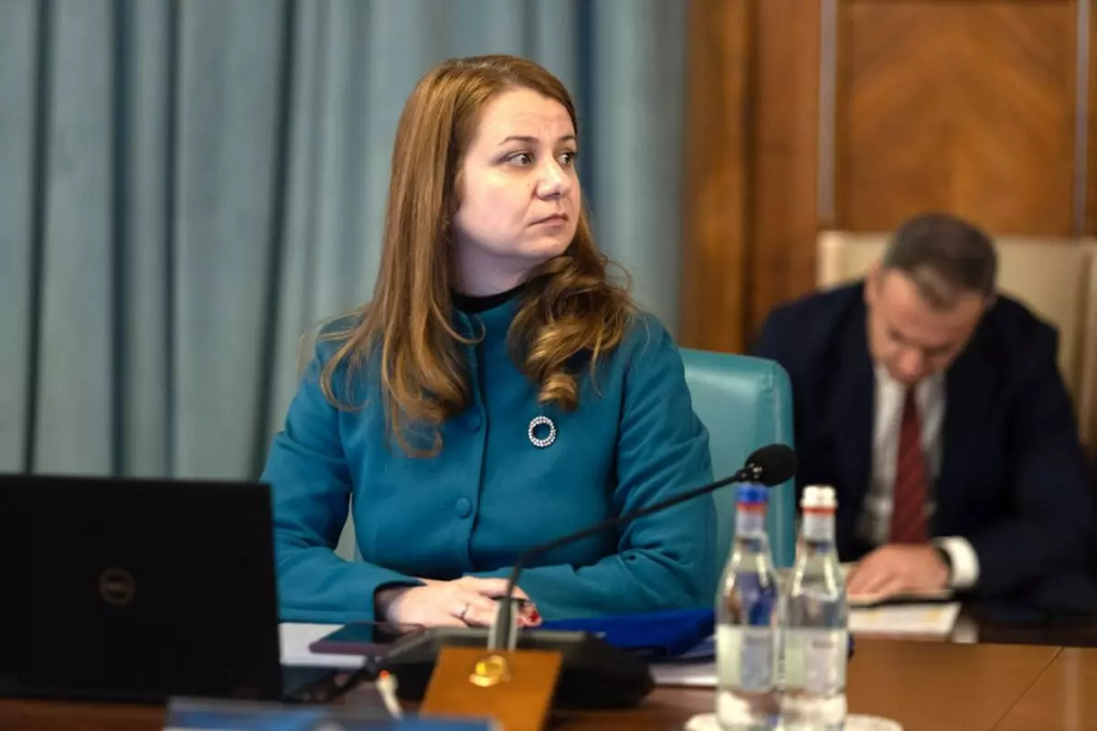 Noile legi ale educaţiei. Ce schimbări vor fi la Bacalaureat. Promovarea a doi ani de studii într-unul singur, printre modificări