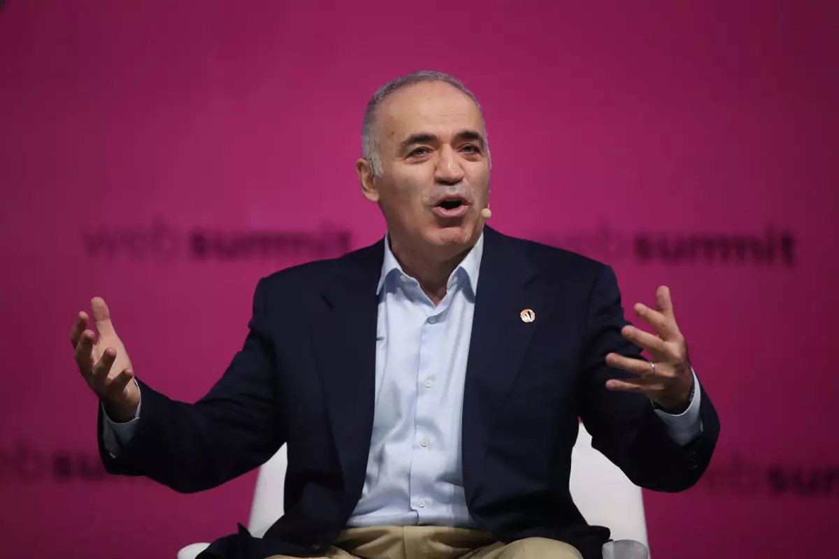 Campionul rus Garry Kasparov, interviu pentru GSP: „Ucraina e linia întâi în acest război împotriva tiraniei. Ferească Dumnezeu să piardă!