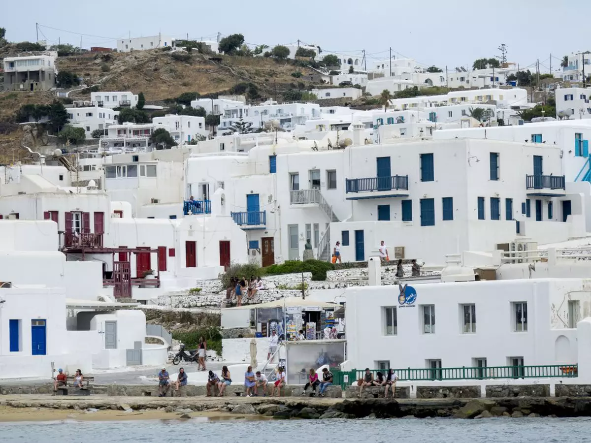 Eforturile de conservare a insulei grecești Mykonos au degenerat în violențe. Arheolog bătut violent