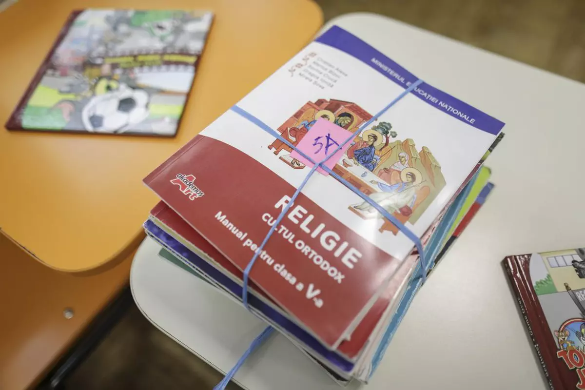 Școală fără „diversitate. Modificările cerute de cultele religioase la legile educației, explicate de doi experți și de BOR