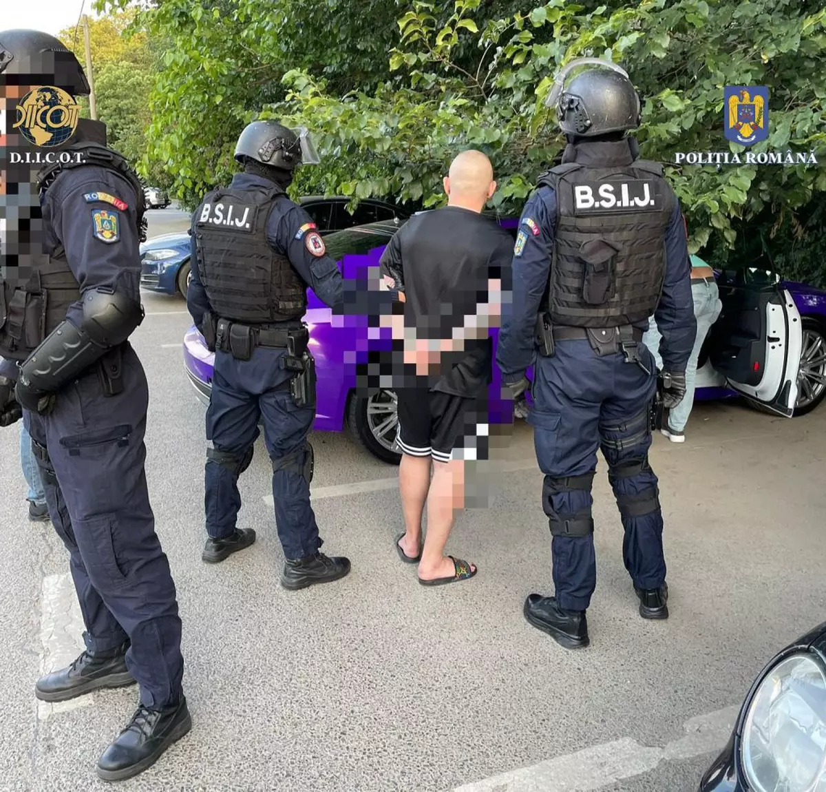 Vlad Obu, un apropiat al fraților Tate, ridicat de DIICOT într-un dosar de trafic de persoane. Victimele aveau tatuat numele acestuia