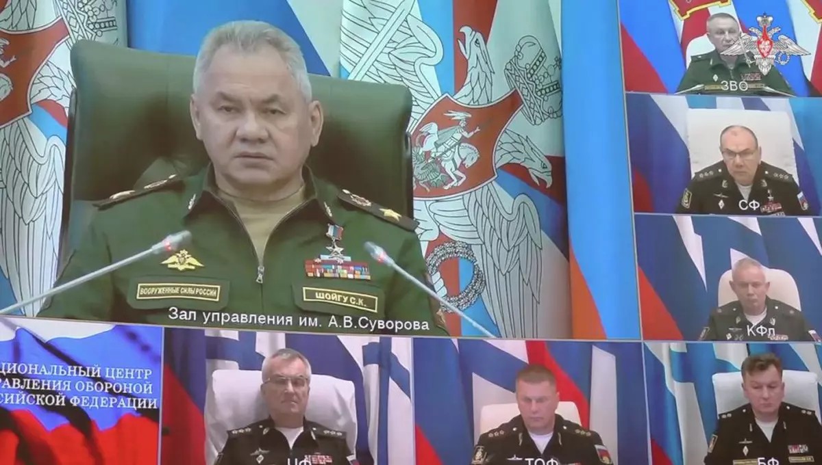 Rusia prezintă imagini cu comandantul flotei ruse la Marea Neagră, după ce Ucraina a anunțat uciderea lui