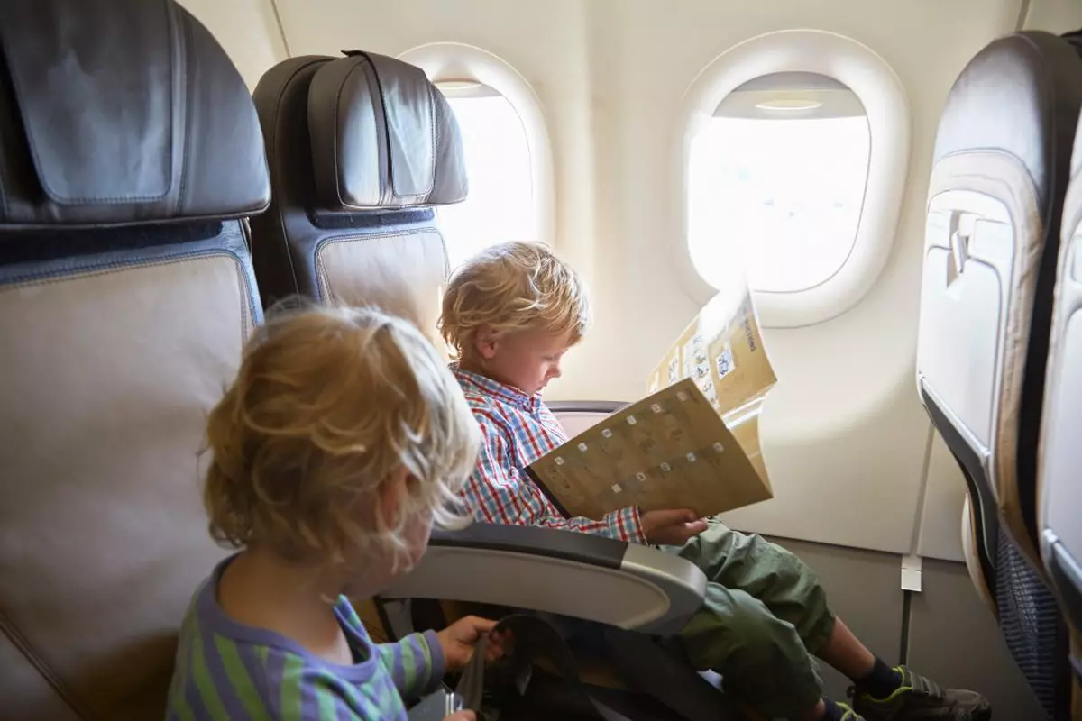Prima companie aeriană europeană care introduce „zone fără copii pentru unele zboruri