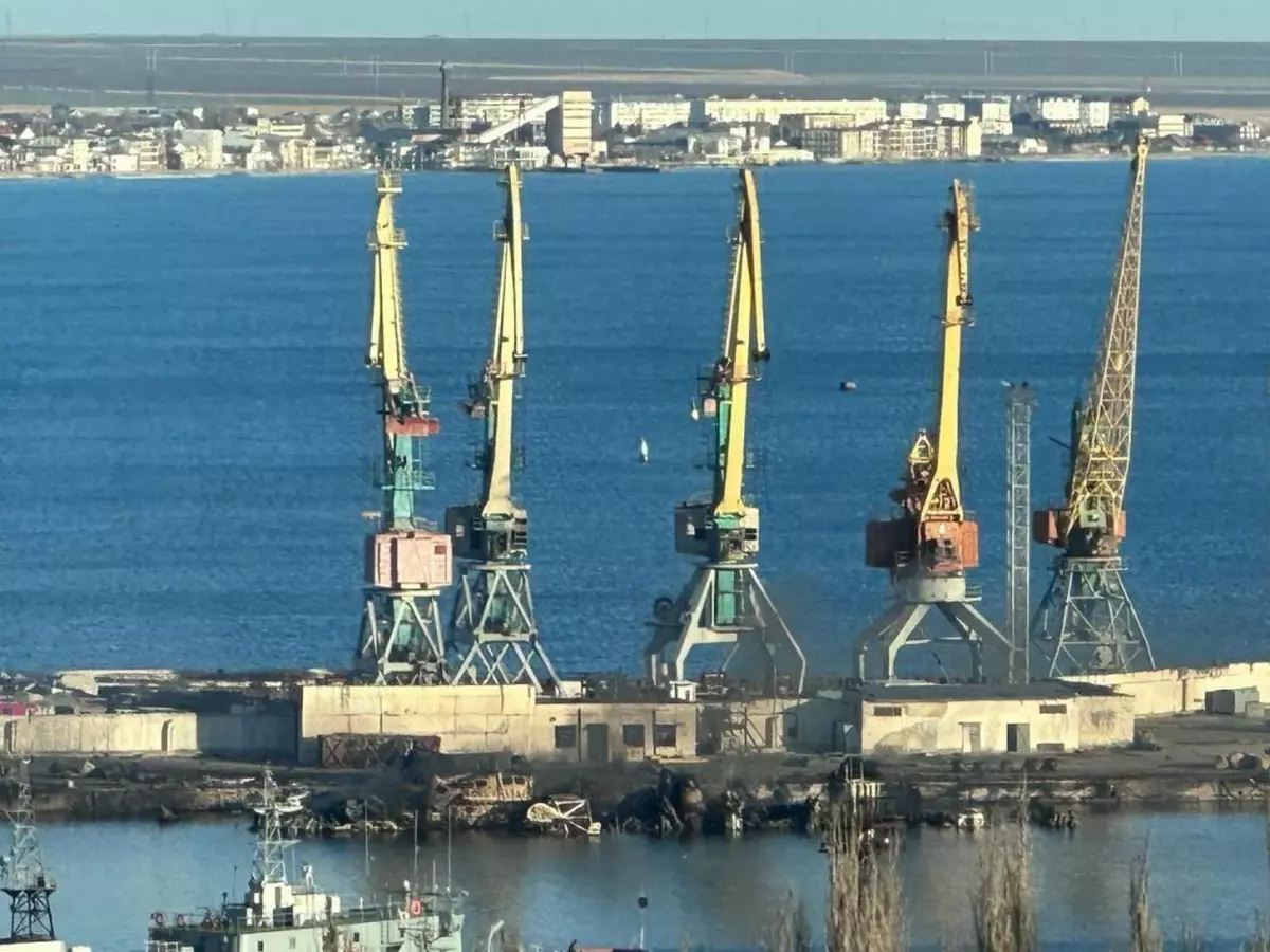 Zeci de marinari dispăruți în atacul ucrainean asupra navei Novocerkask, spun surse rusești. Ce dezvăluie imaginile din satelit