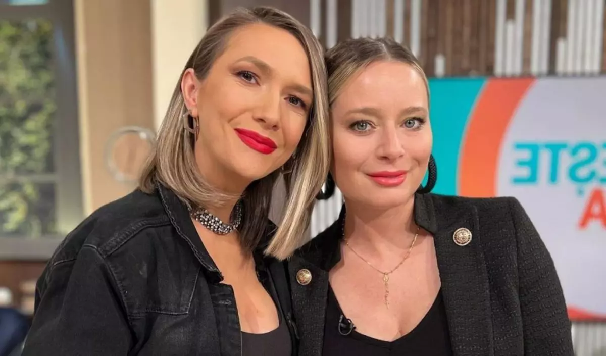 Adela Popescu și Laura Cosoi