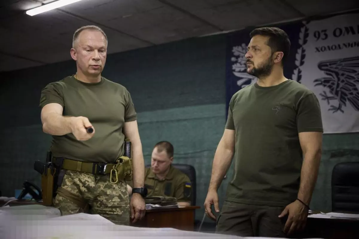 Volodimir Zelenski (dreapta) alături de generalul Sîrskîi FOTO Profimedia
