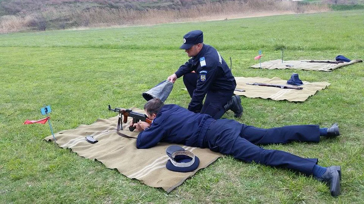 Doi polițiști din Alba au fost răniți în urma unei explozii produse într-un poligon militar. Incidentul, catalogat drept accident de muncă